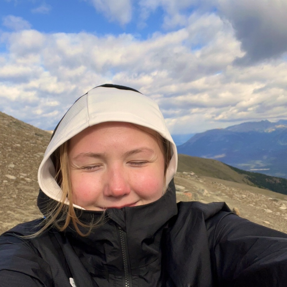 Meet your Posher, Coral